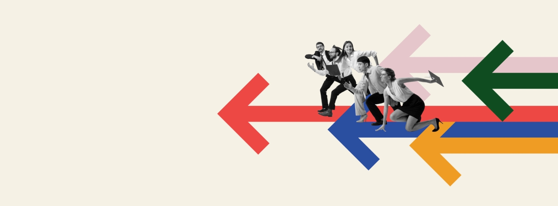 Image de collaborateurs sur la strating line. Présentation des offres d'emploi du Groupe Sincrone pour démarrer une carrière dans la tech.